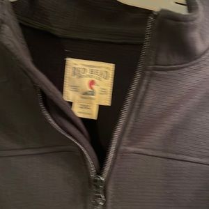 Zipper pull over